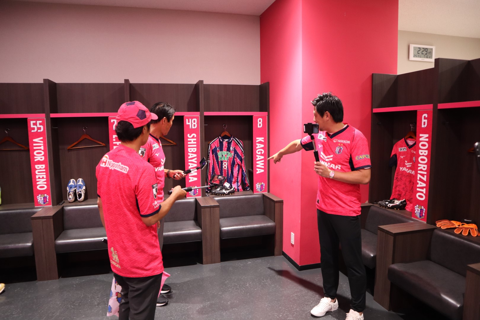 【選手/スタッフ絶賛着用中】セレッソ大阪　ダウンコート　選手支給品　XLサイズ 7/16(水）オンラインスタジアムツアーを開催しました | セレッソ大阪